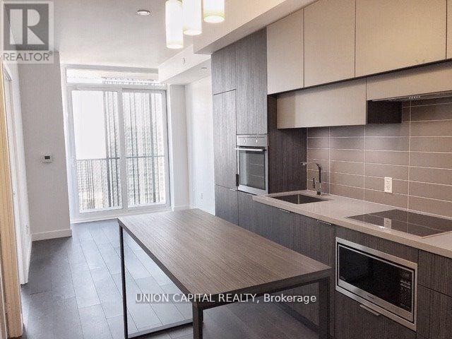 8 Eglinton Avenue #3109 Property Photo 1