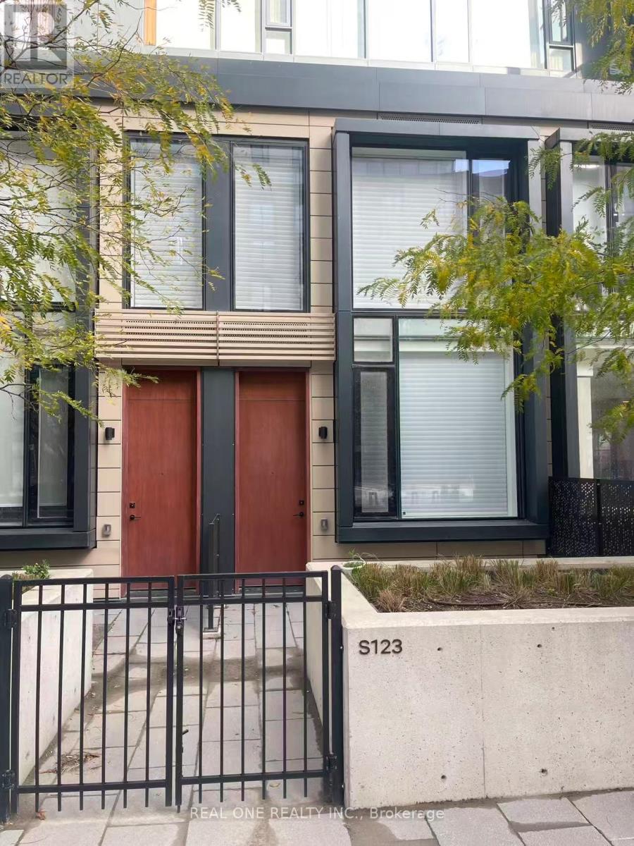 S123 - 180 MILL STREET Property Photo 1