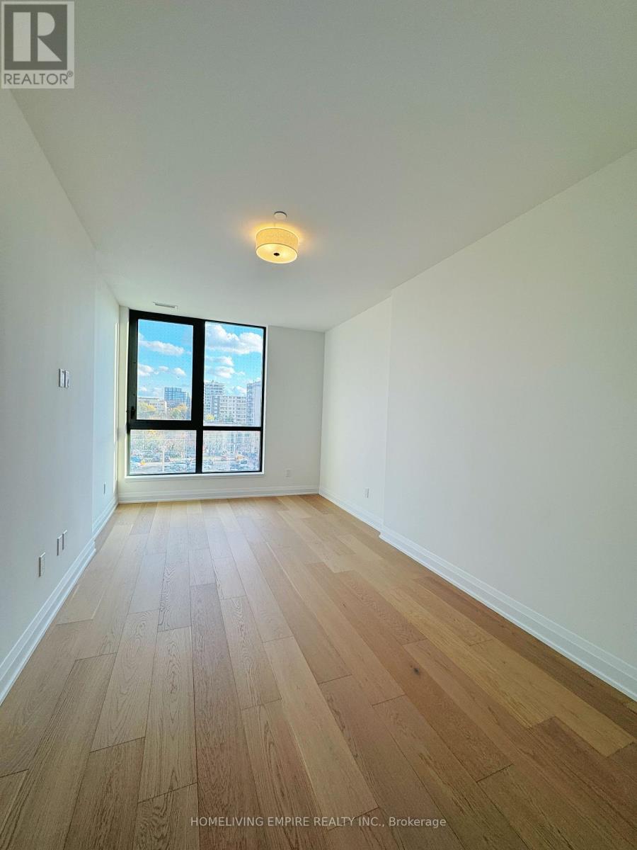 505 Glencairn Avenue #221 Property Photo 7