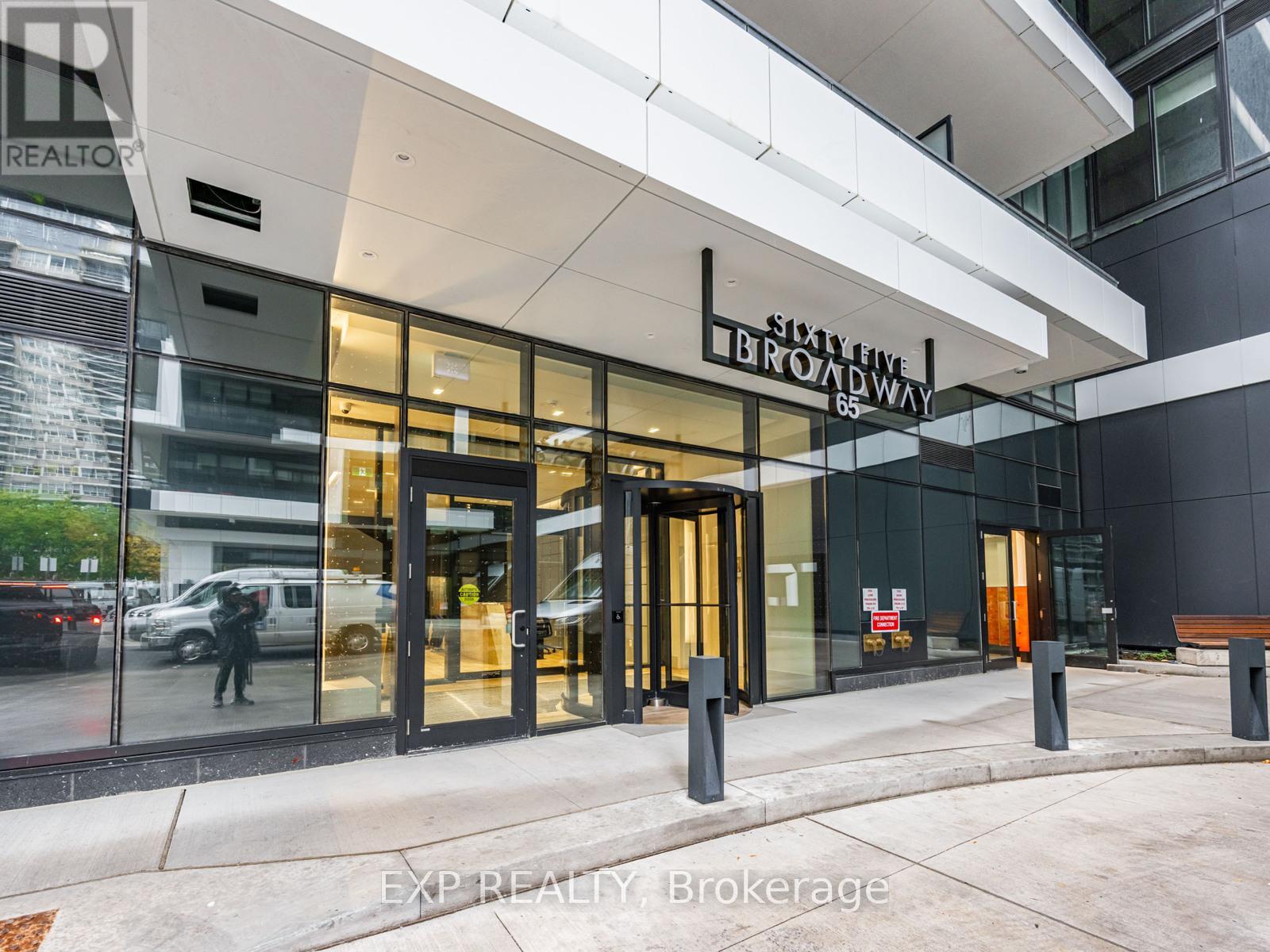 419 - 65 BROADWAY AVENUE Property Photo 1