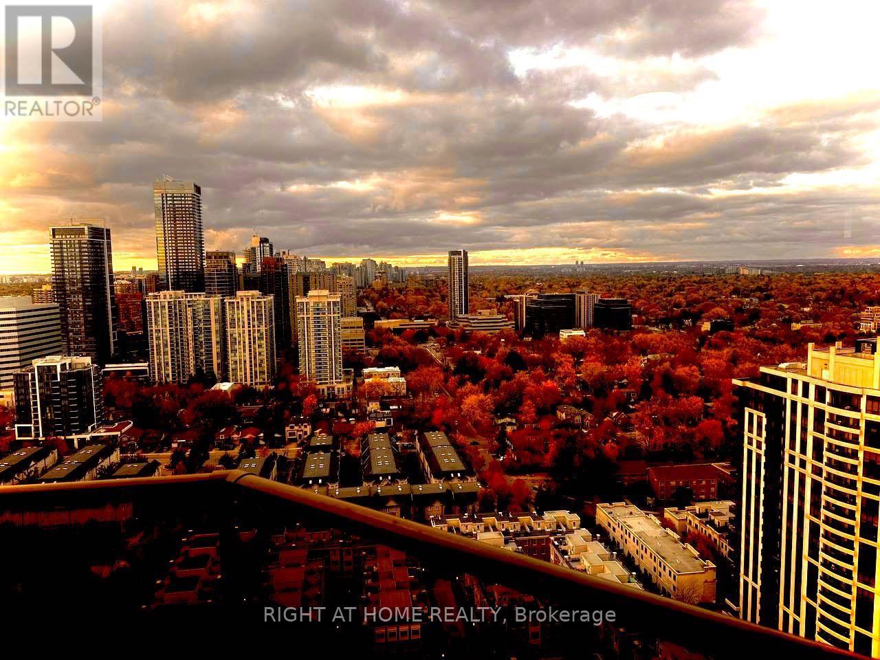 80 Harrison Garden Boulevard #2915 Property Photo 6