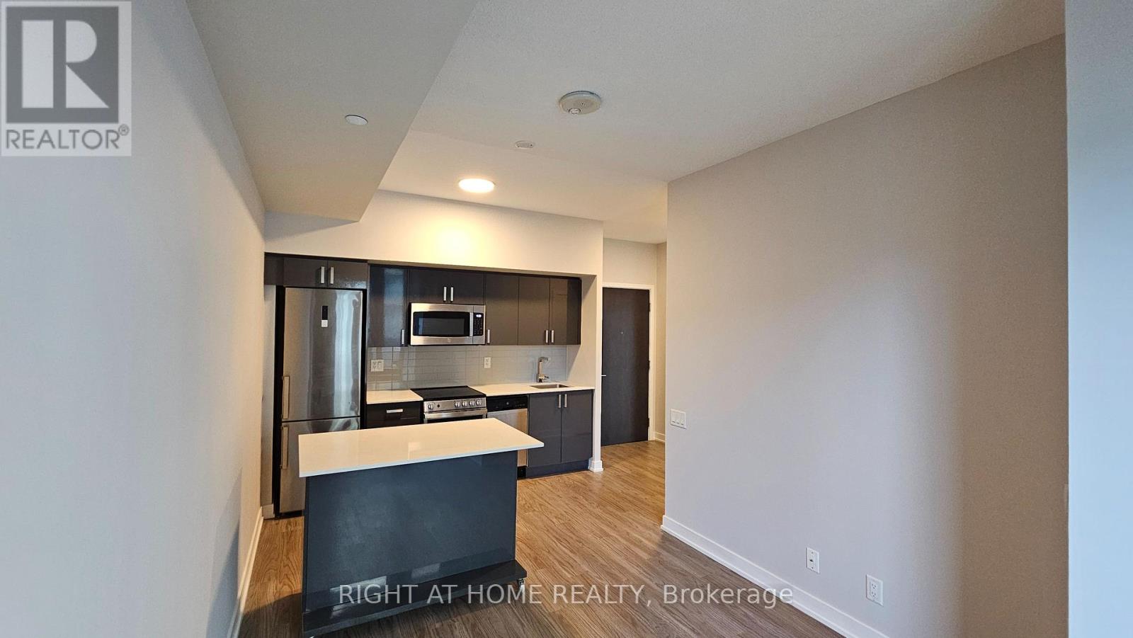 38 Monte Kwinter Court #728 Property Photo 3