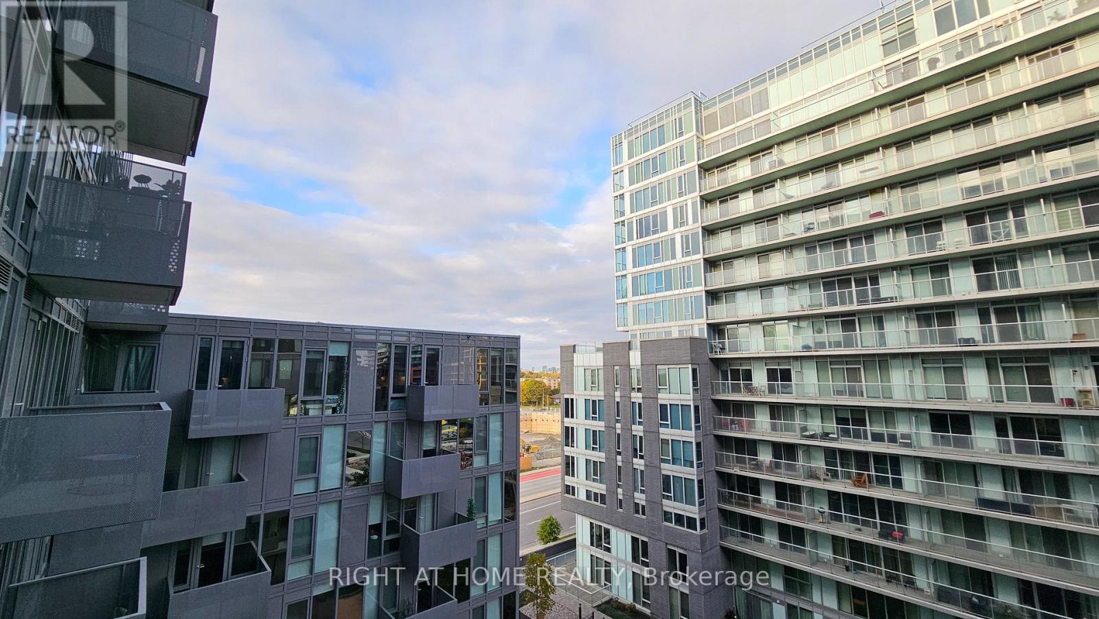 38 Monte Kwinter Court #728 Property Photo 13