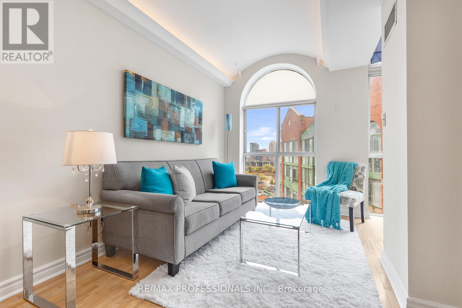 801 King Street #PH26 Property Photo 1