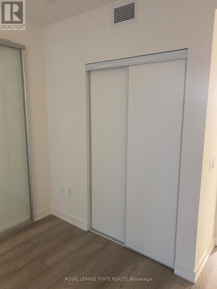 110 Broadway Avenue #312 Property Photo 4