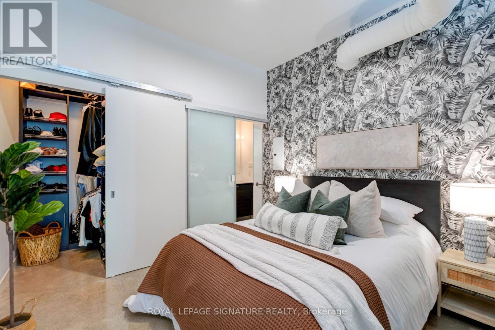 52 Sumach Street #208 Property Photo 13