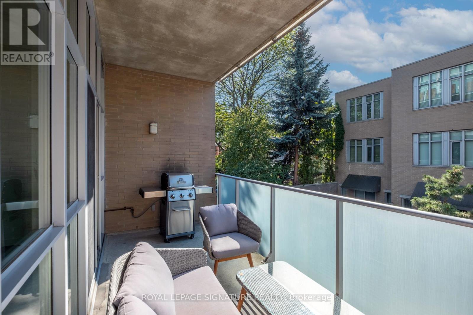 52 Sumach Street #208 Property Photo 24