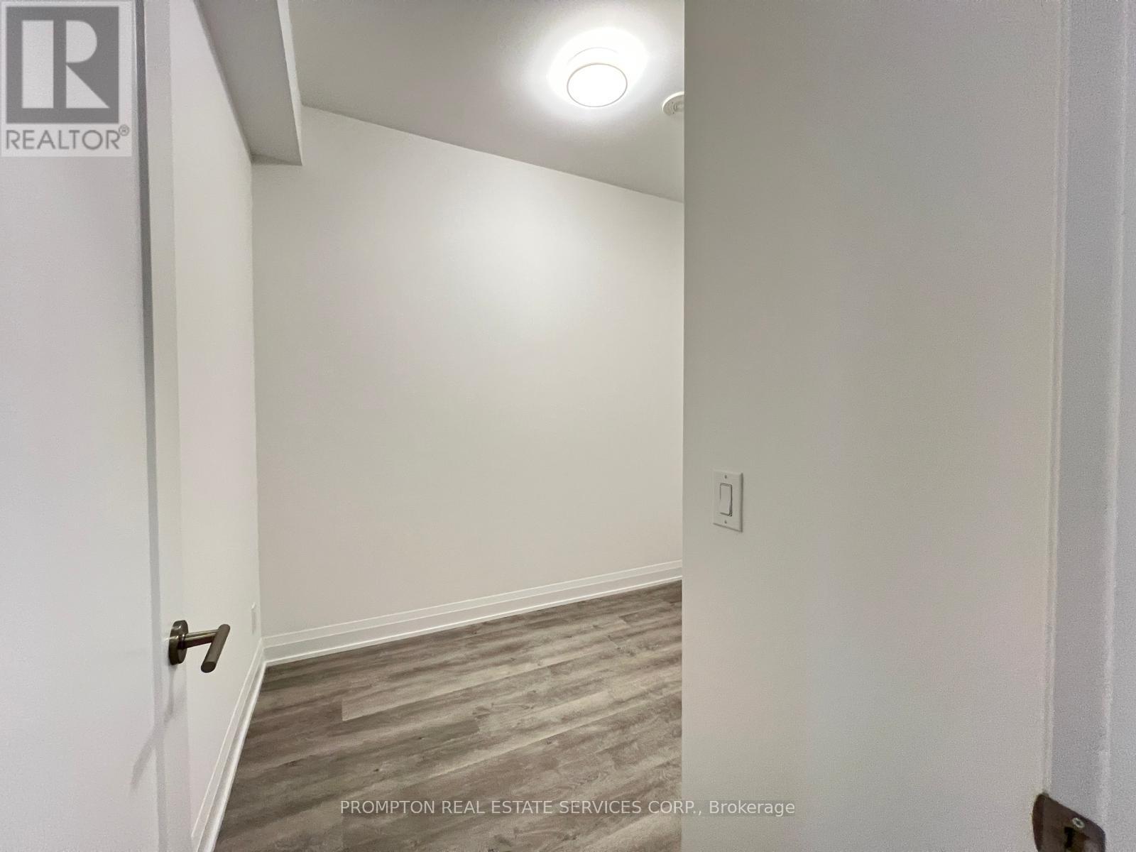 65 Broadway Avenue #308 Property Photo 15