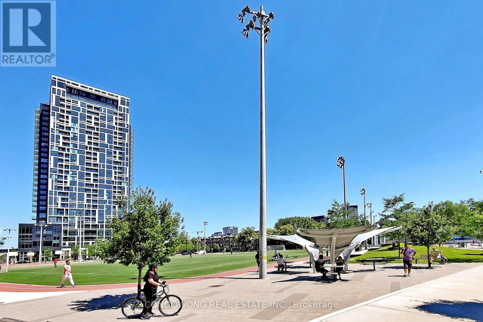 170 Sumach Street #415 Property Photo 8