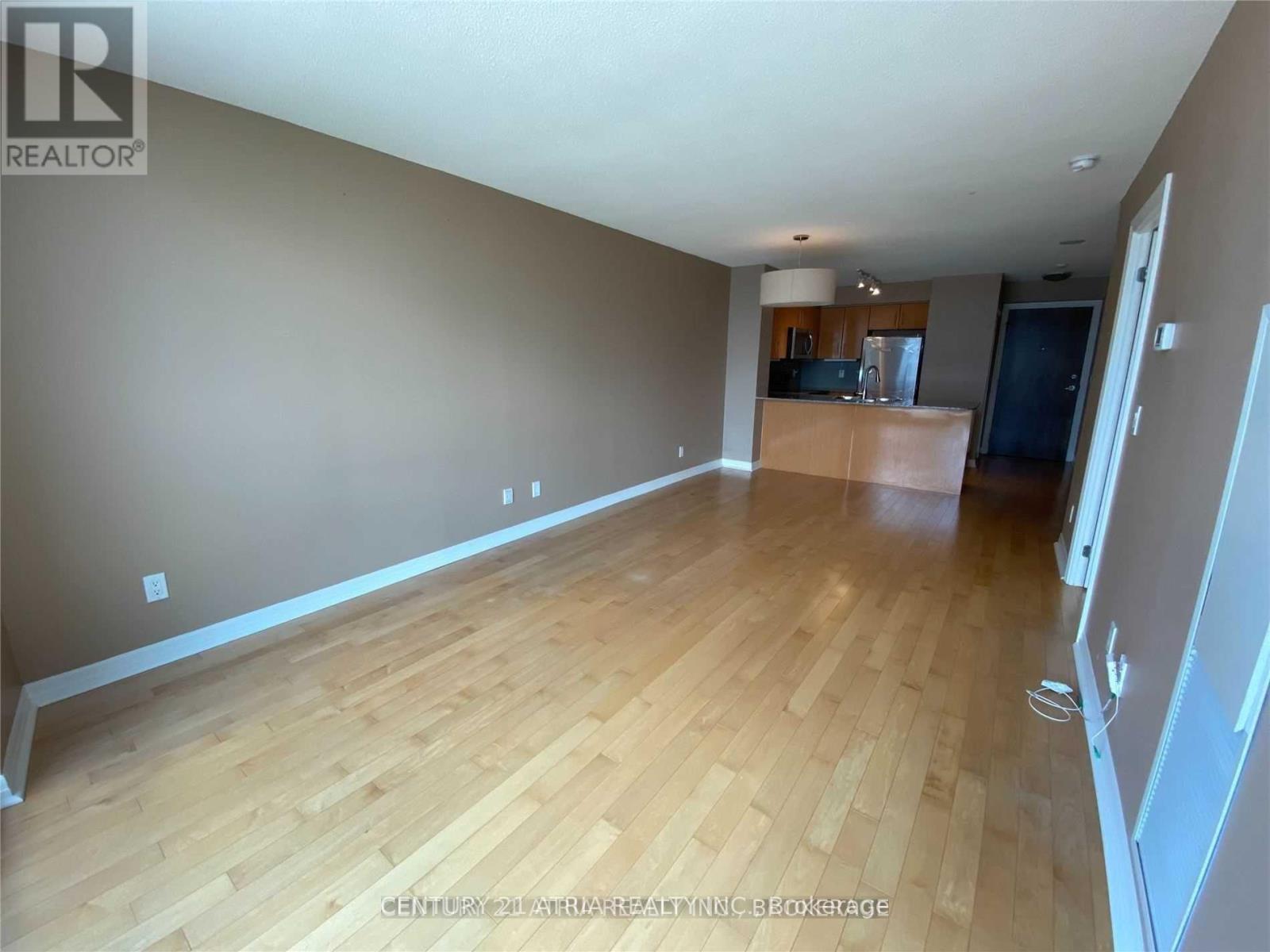 16 Yonge Street #1008 Property Photo 3