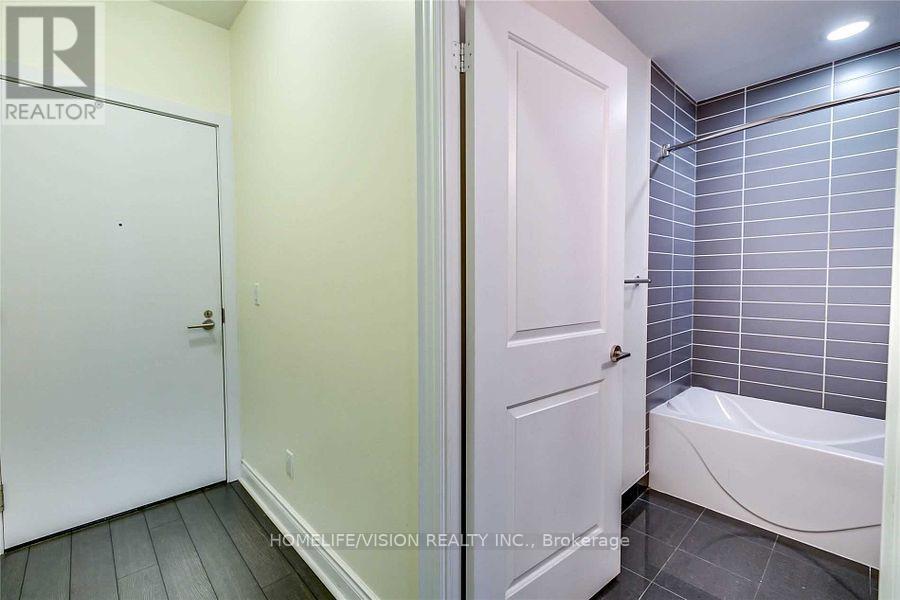 28 Ted Rogers Way #2305 Property Photo 5