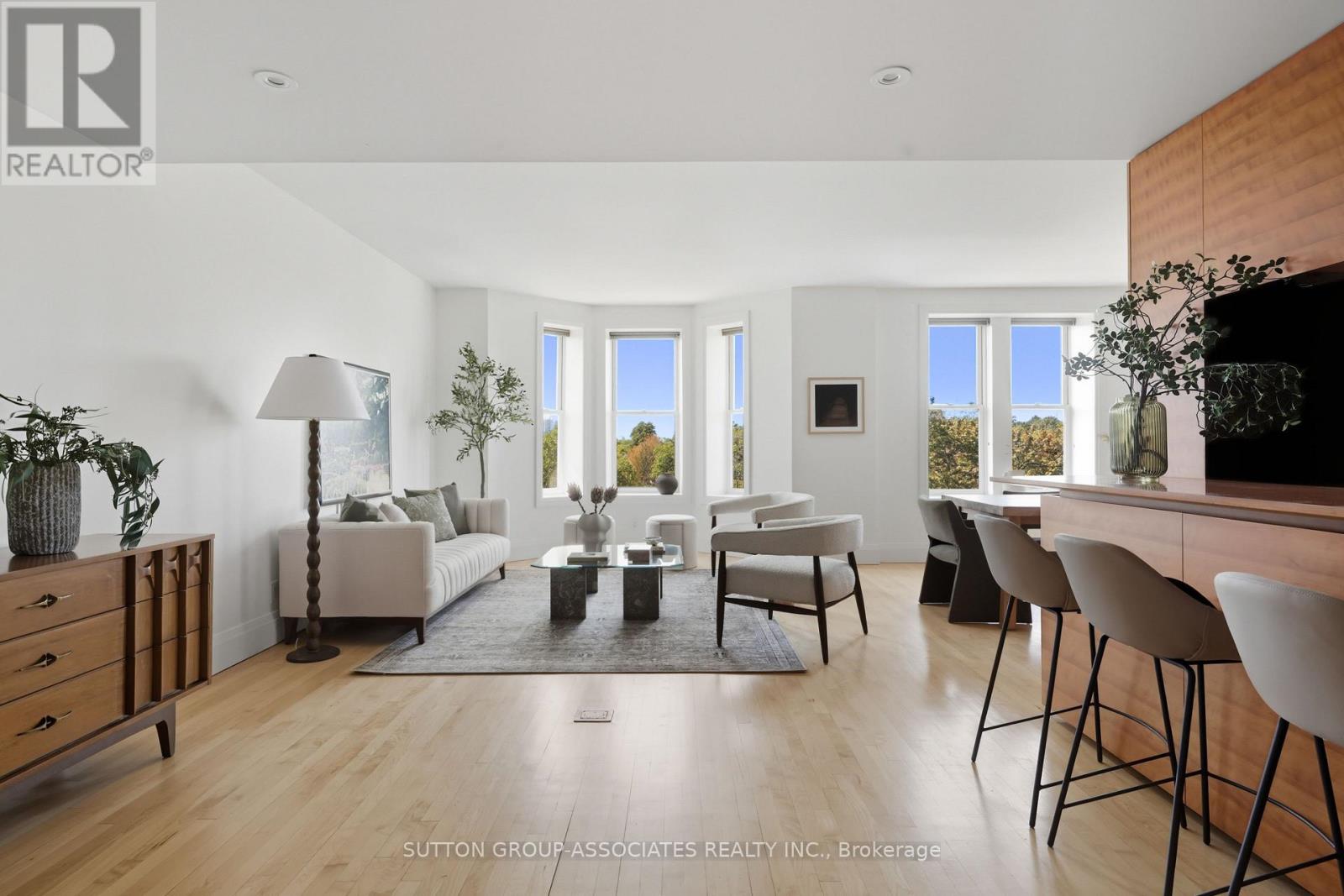 385 Brunswick Avenue #408 Property Photo 1