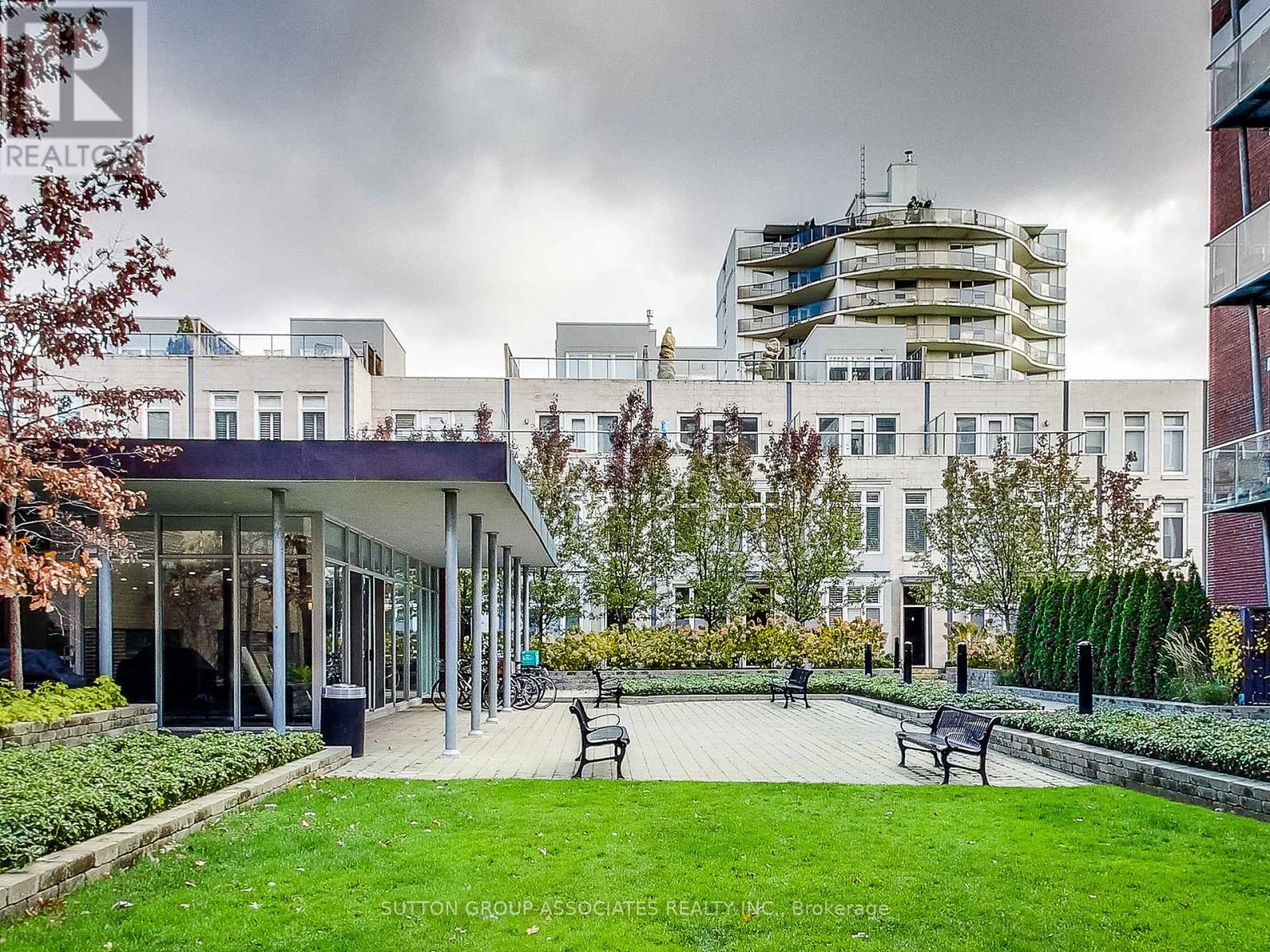 385 Brunswick Avenue #408 Property Photo 39