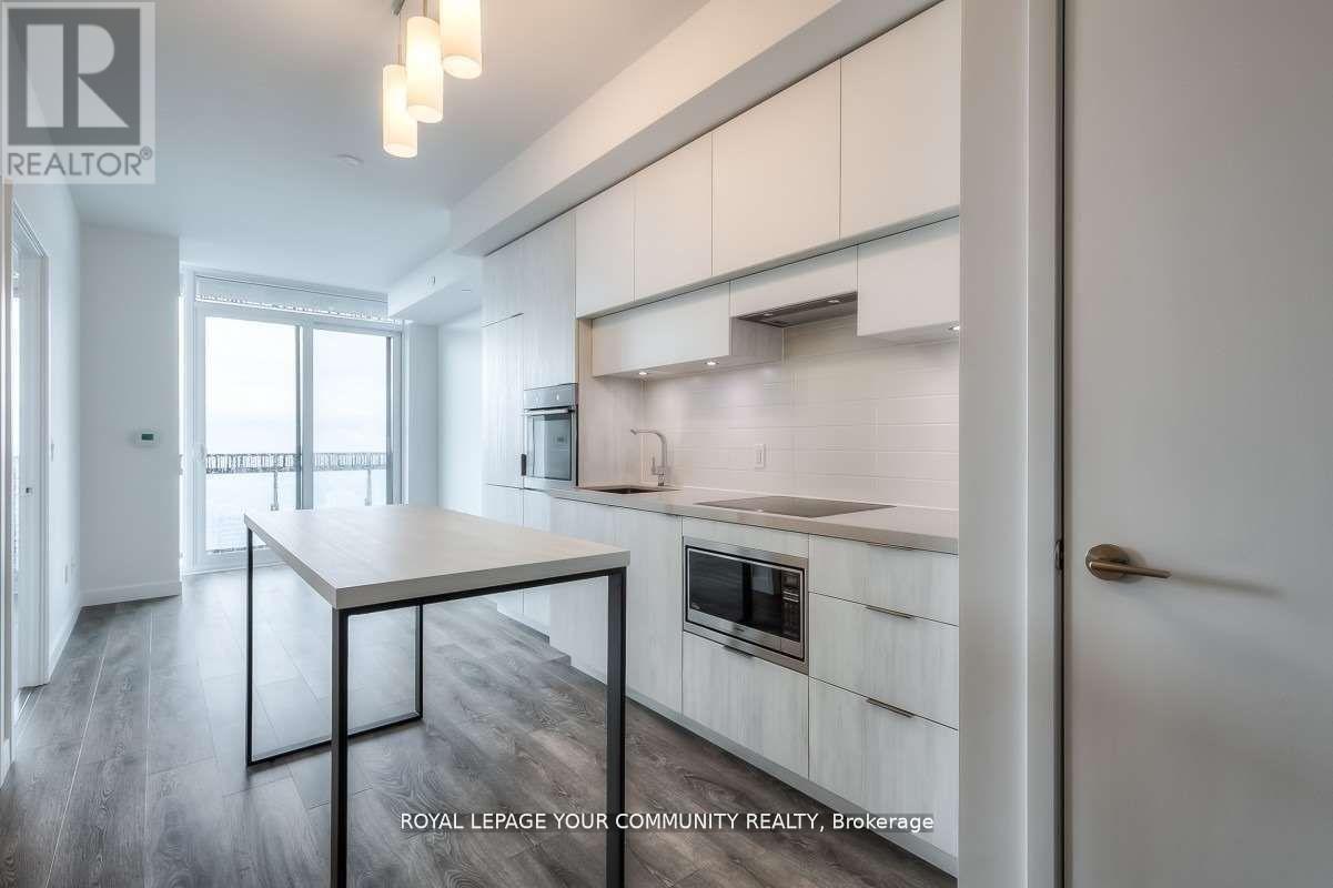 8 Eglinton Avenue #4209 Property Photo 5