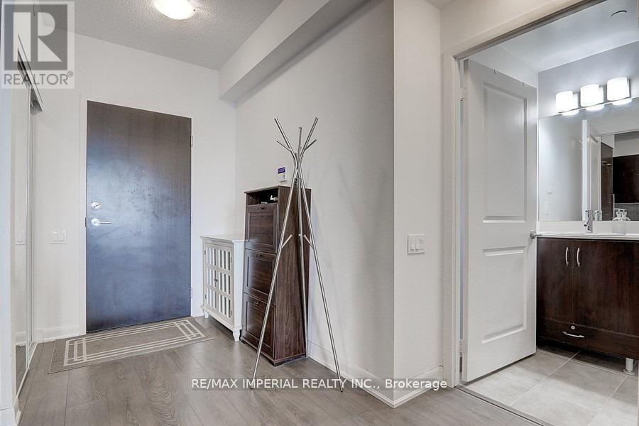 5168 Yonge Street #3601 Property Photo 21