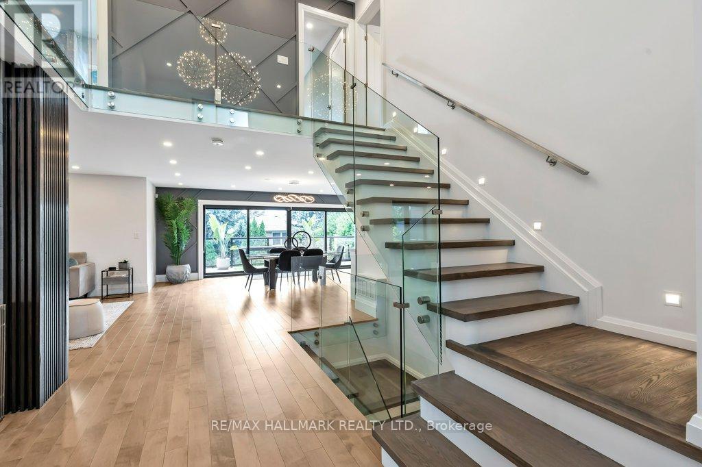 3 Averdon Crescent Property Photo 2