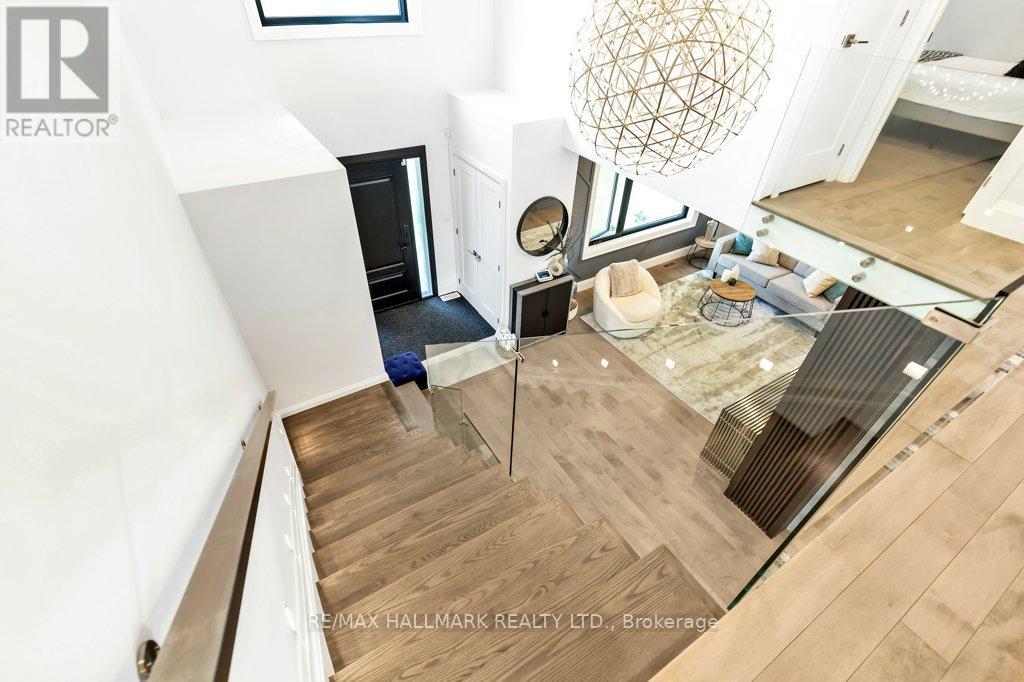 3 Averdon Crescent Property Photo 18