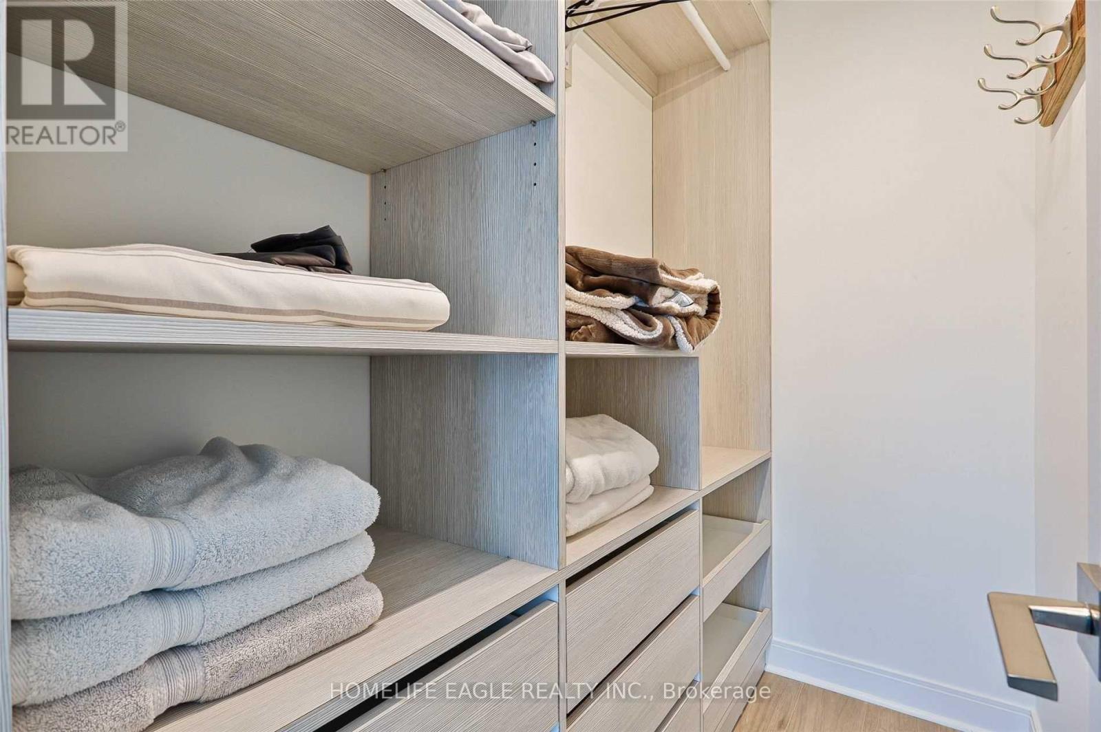 1 Scott Street #2407 Property Photo 18