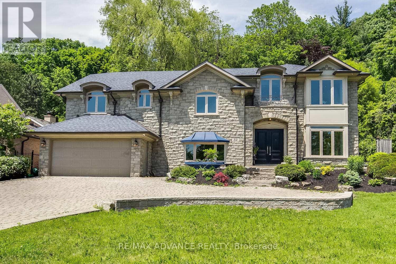 32 BROOKFIELD ROAD
