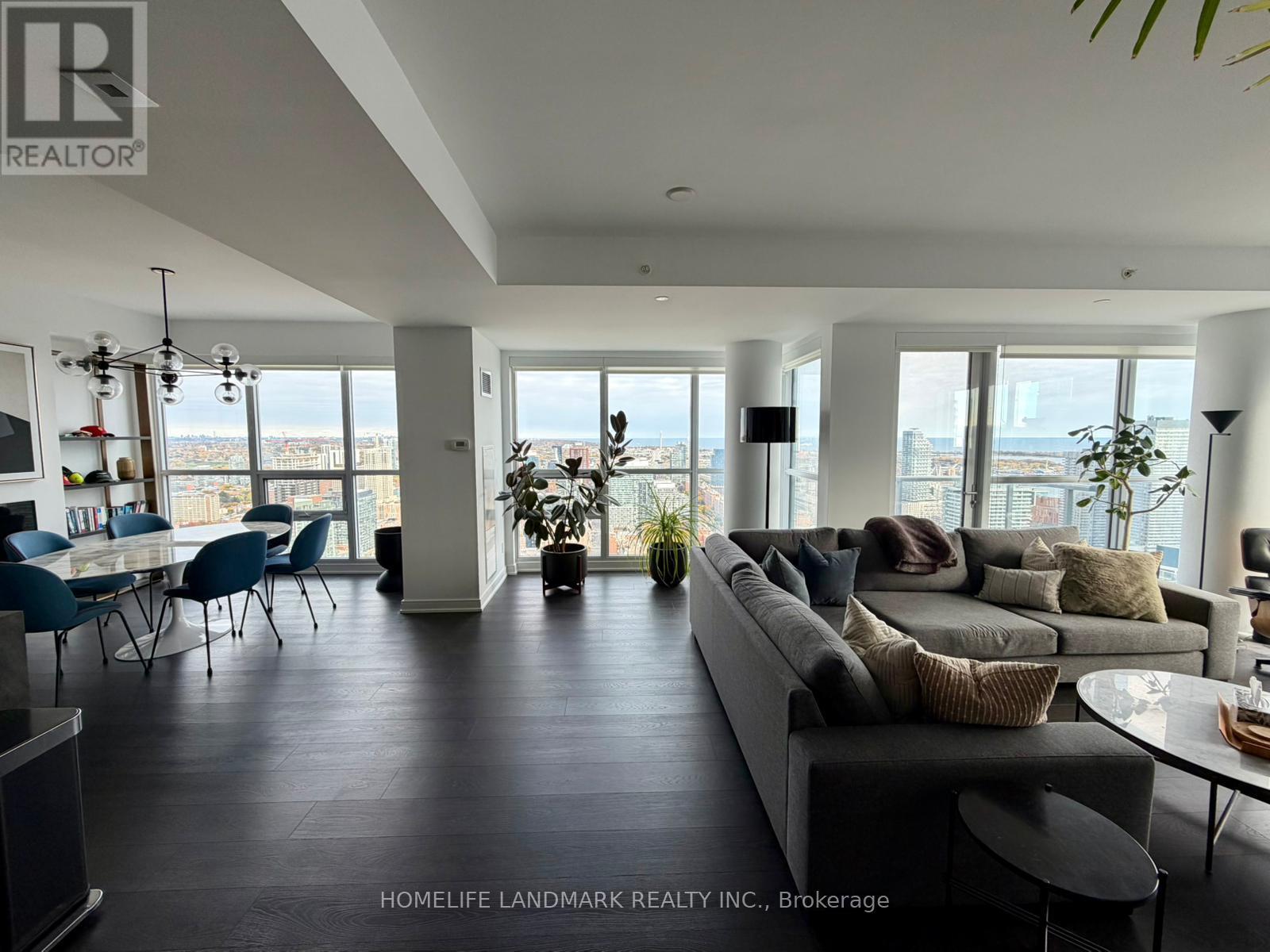 88 Scott Street #4407 Property Photo 1