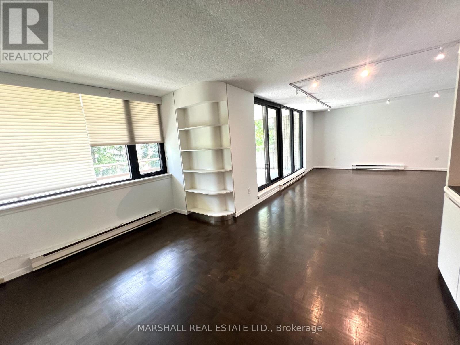 4a - 66 Collier Street Property Photo 4