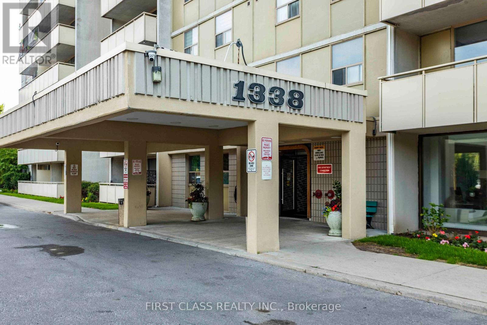 711 - 1338 York Mills Road Property Photo 2