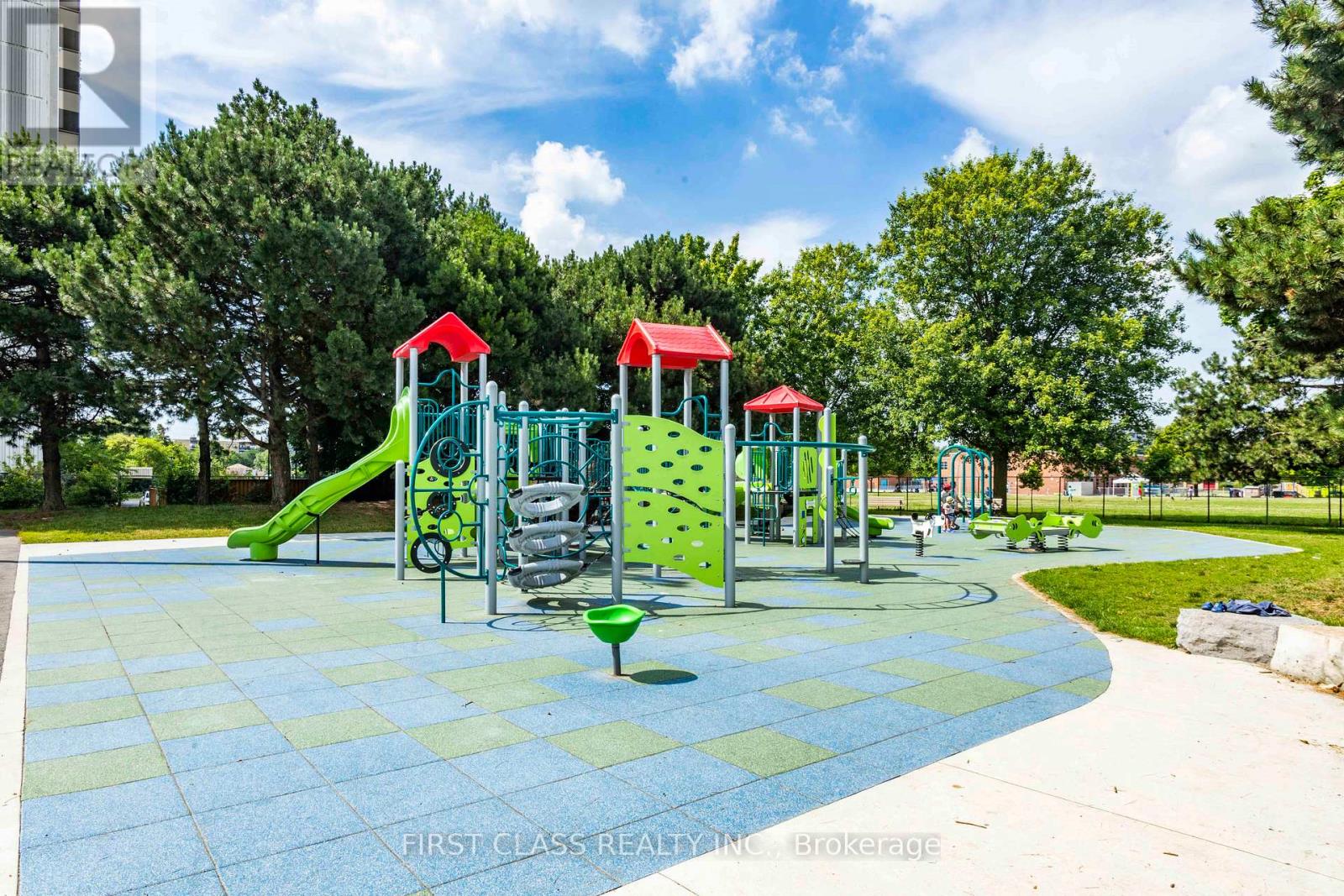 711 - 1338 York Mills Road Property Photo 28