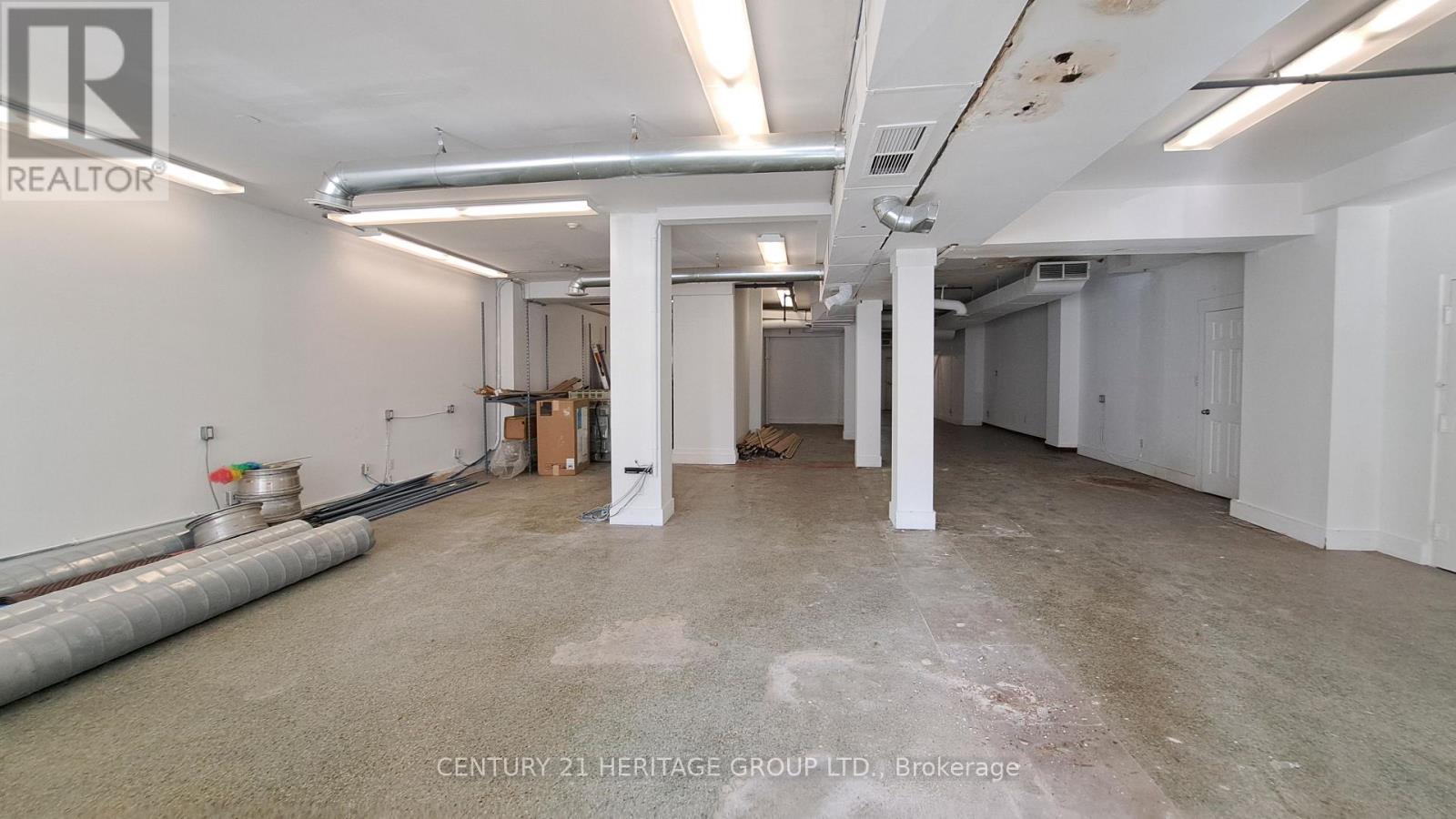 250 Queen Street E Property Photo 26