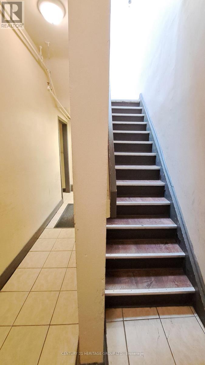250 Queen Street E Property Photo 12