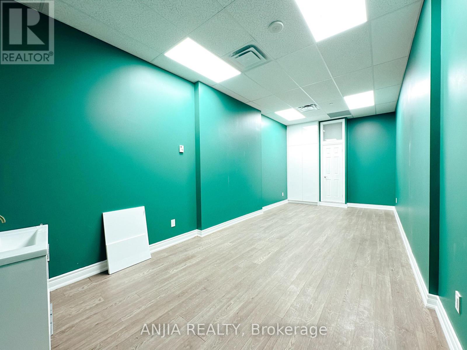 359 - 4750 Yonge Street Property Photo 11