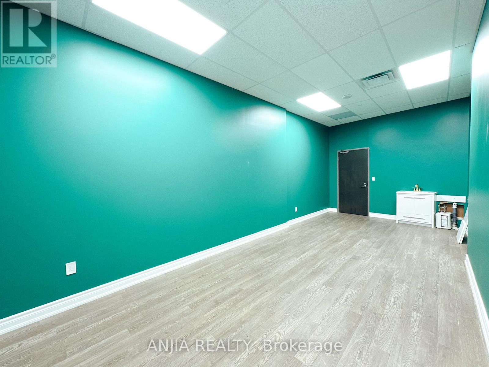 359 - 4750 Yonge Street Property Photo 12