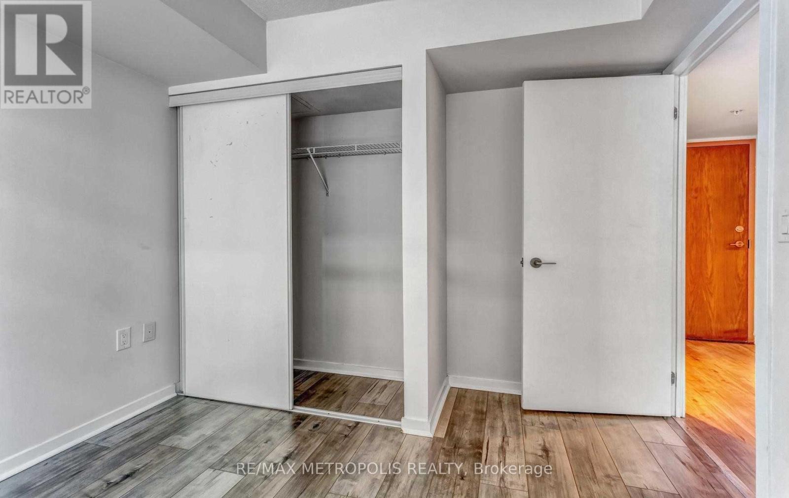 712e - 36 Lisgar Street Property Photo 15