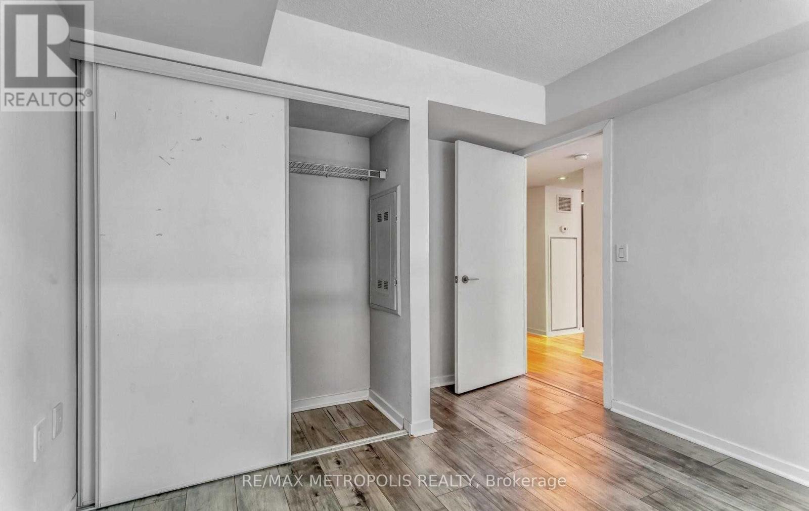 712e - 36 Lisgar Street Property Photo 16