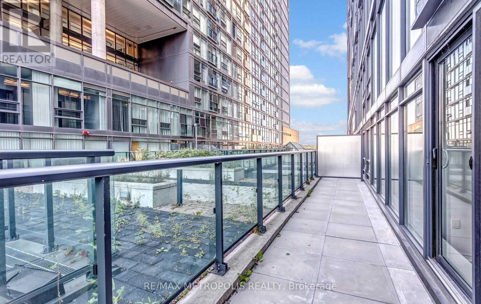 712e - 36 Lisgar Street Property Photo 21
