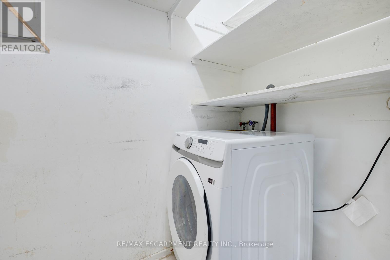 206 - 10 Edgecliff Golfway Property Photo 28
