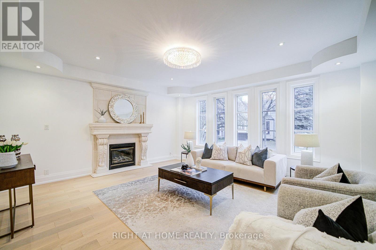 125 Kingsdale Avenue Property Photo 11