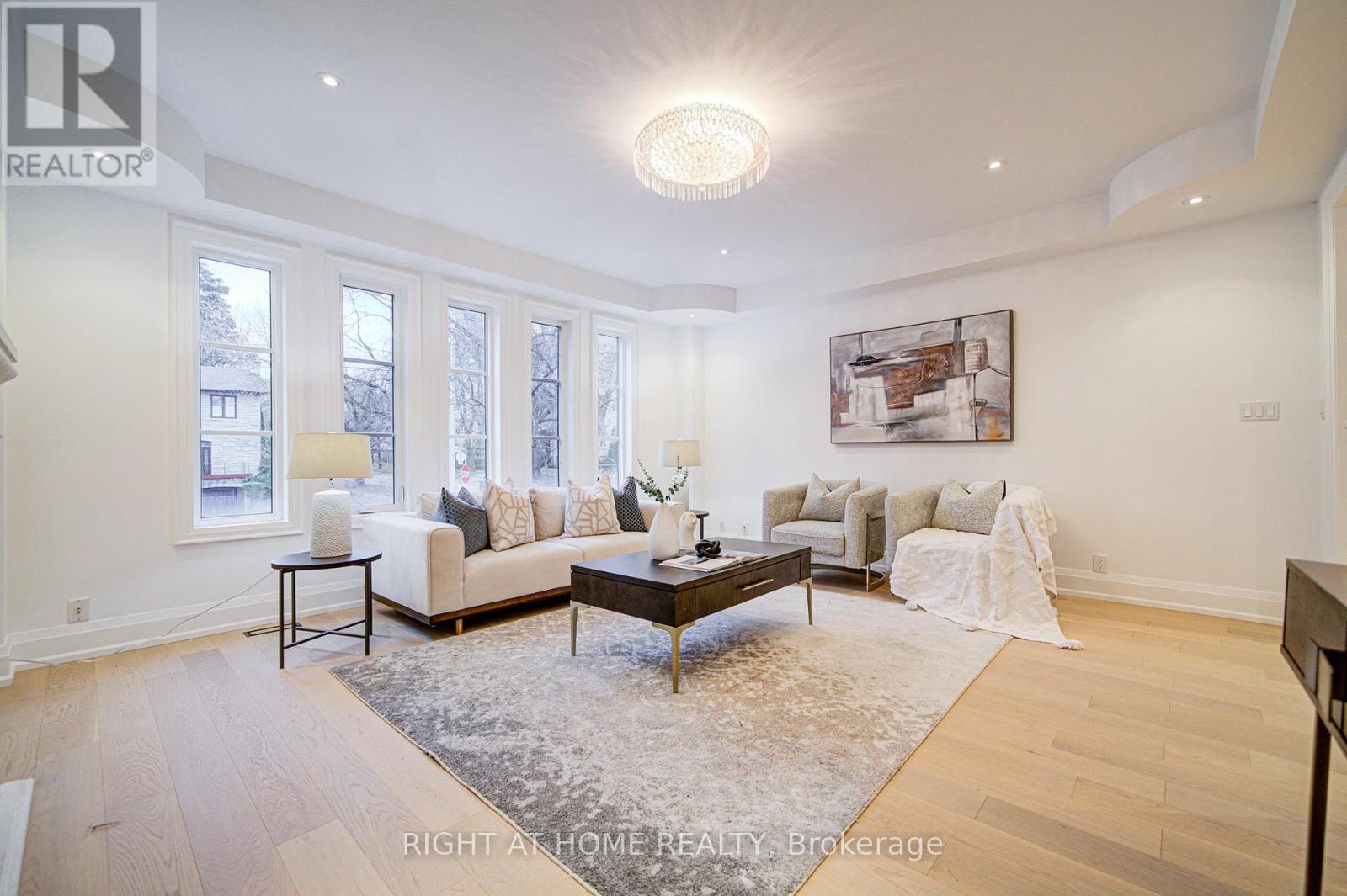 125 Kingsdale Avenue Property Photo 12