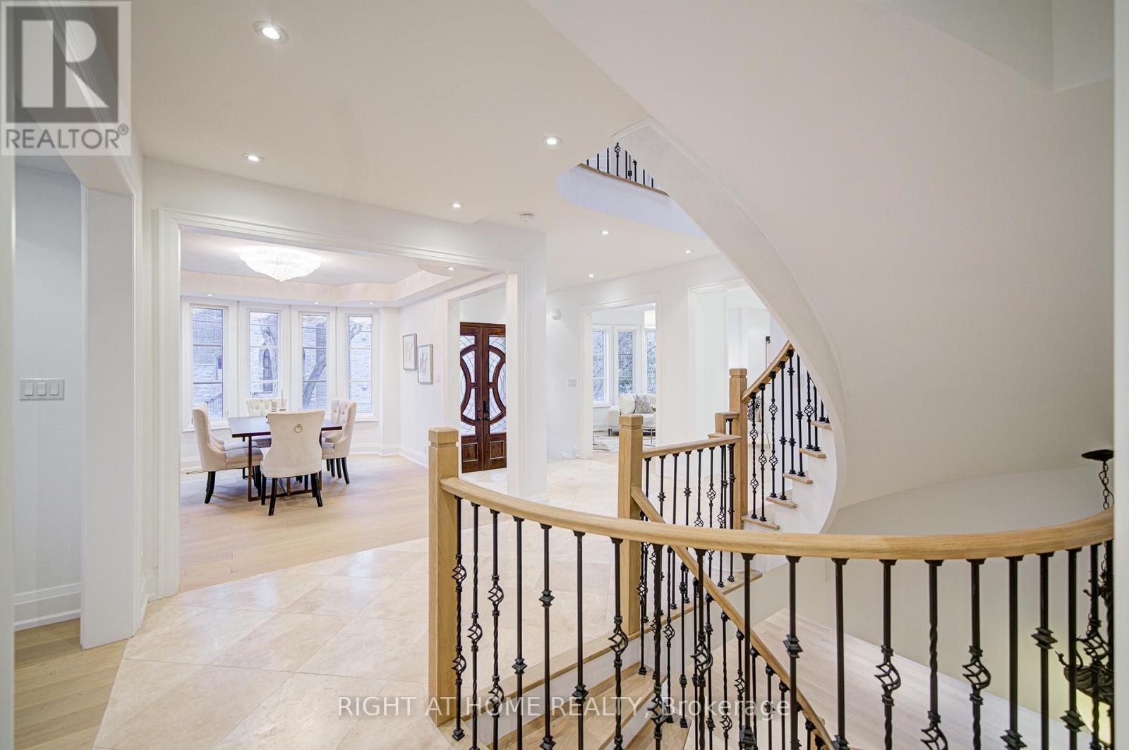 125 Kingsdale Avenue Property Photo 16