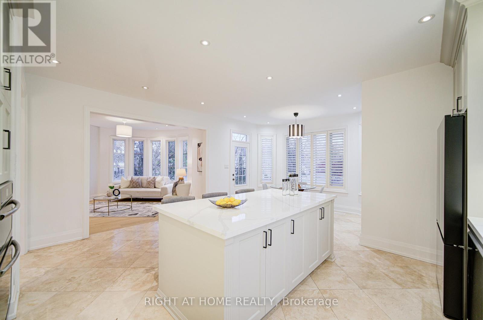 125 Kingsdale Avenue Property Photo 21