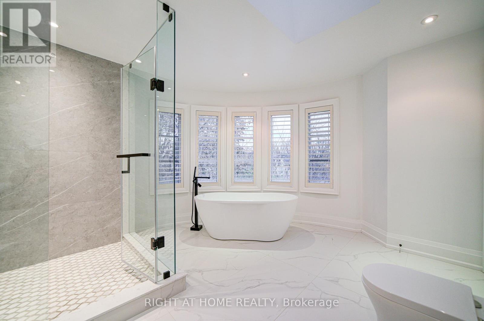 125 Kingsdale Avenue Property Photo 36