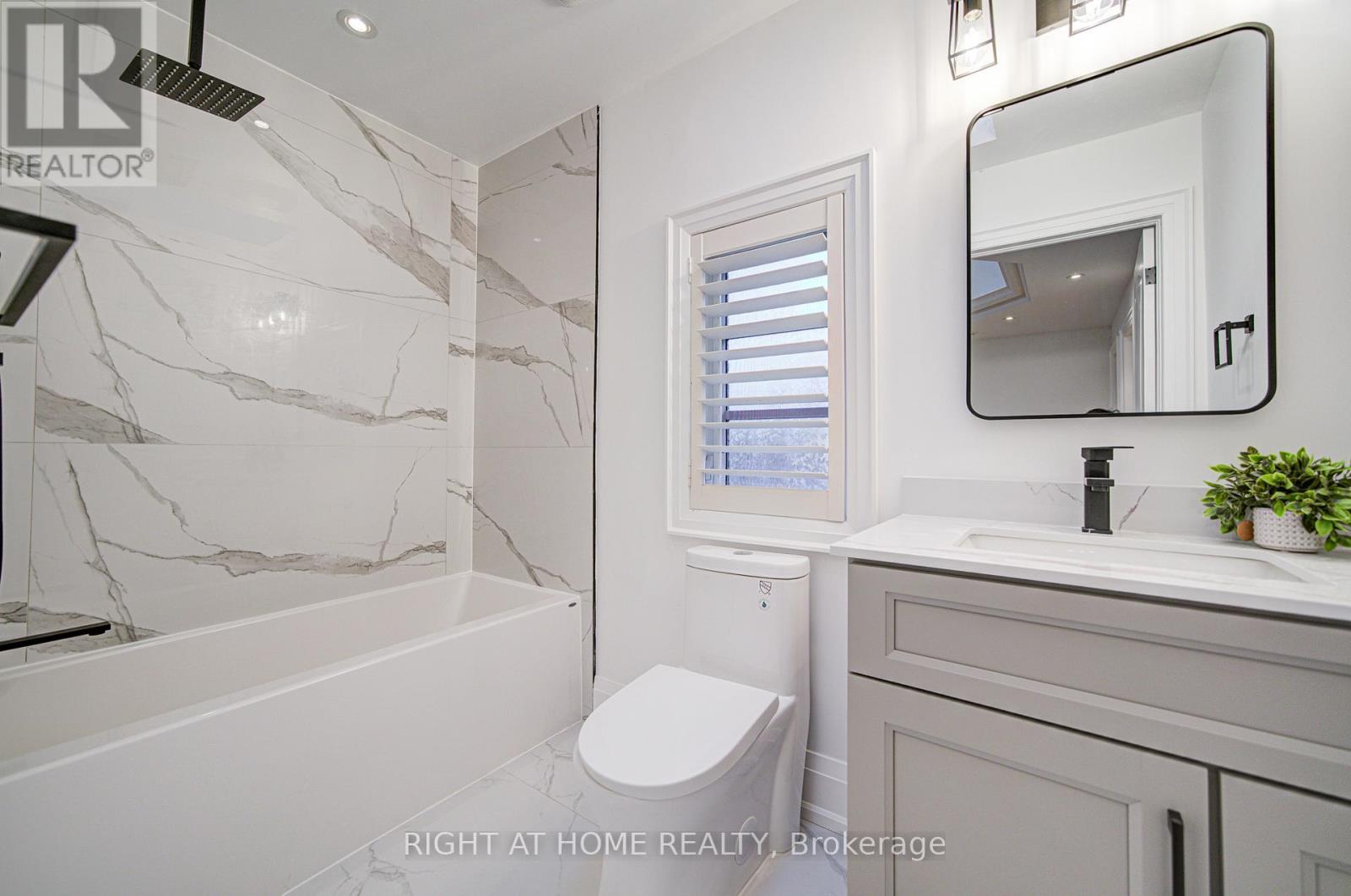 125 Kingsdale Avenue Property Photo 43