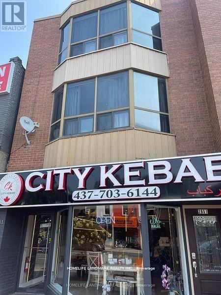 2651 Yonge Street Property Photo 1