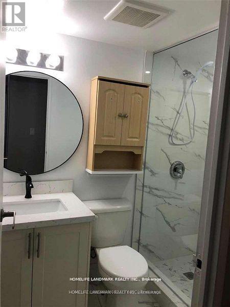 2651 Yonge Street Property Photo 5