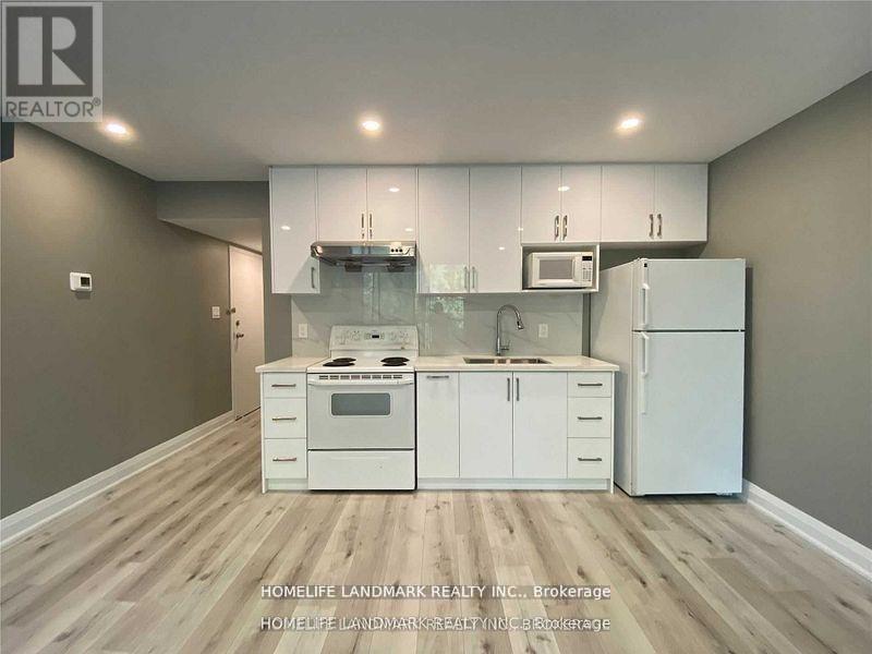 2651 Yonge Street Property Photo 14