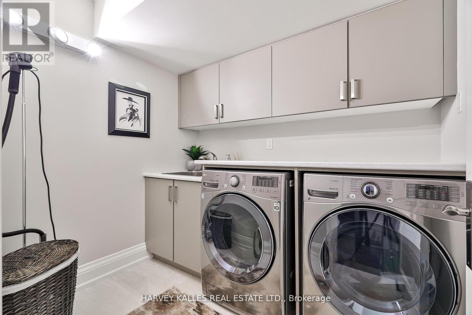 2638a Bayview Avenue Property Photo 48