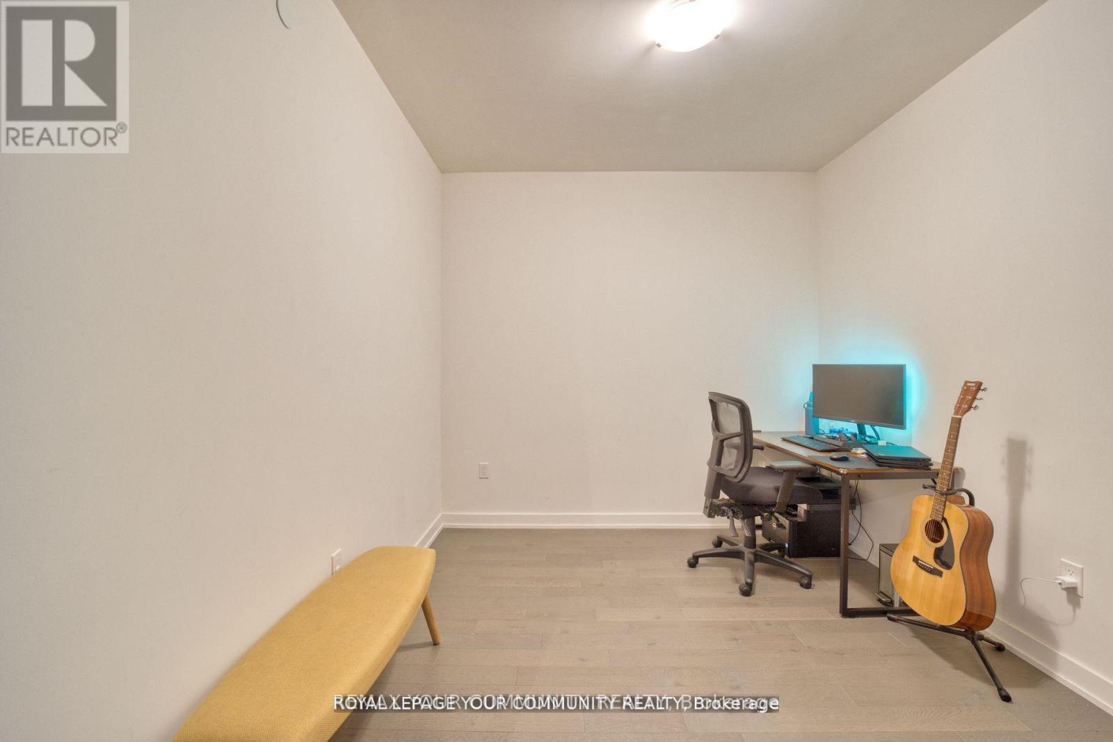 1711 - 330 Richmond Street W Property Photo 13