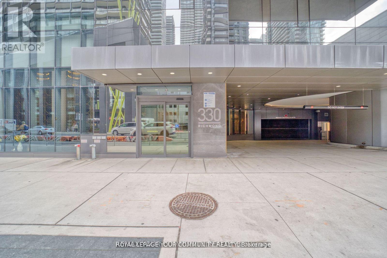 1711 - 330 Richmond Street W Property Photo 18