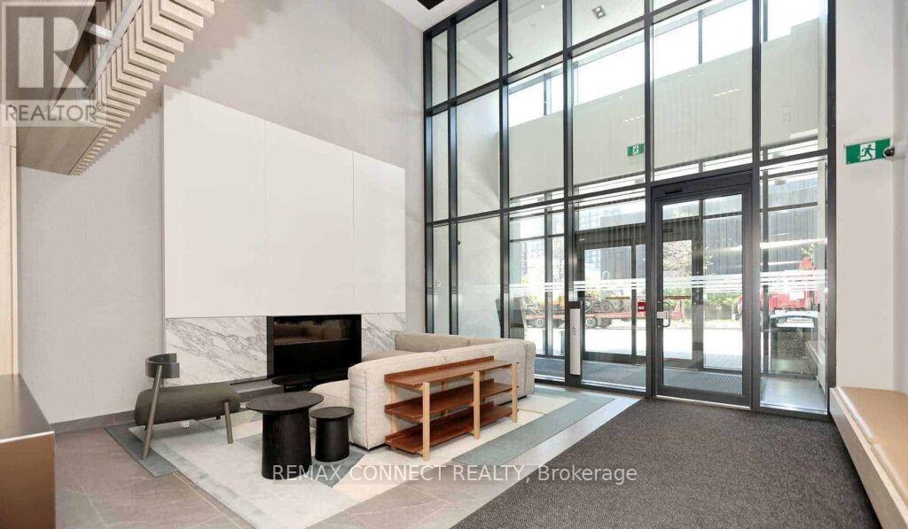 2301 - 225 Sumach Street Property Photo 8