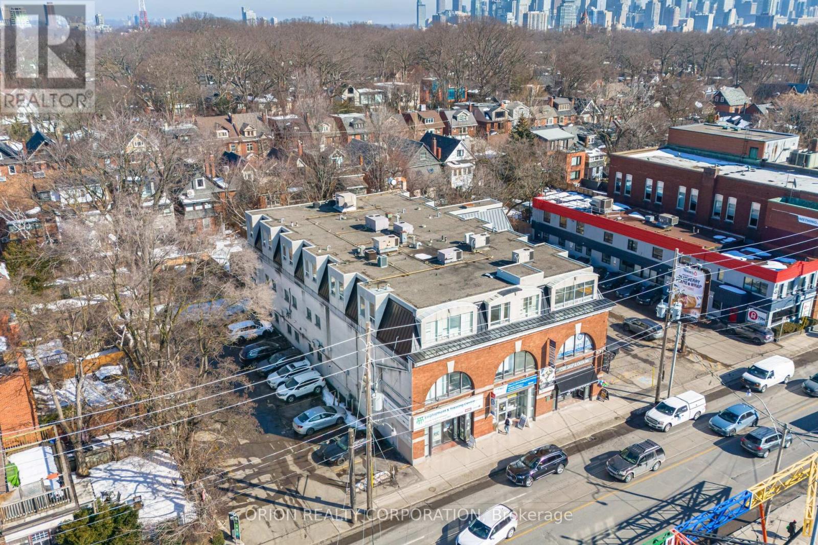 1415 Bathurst Street Property Photo 3