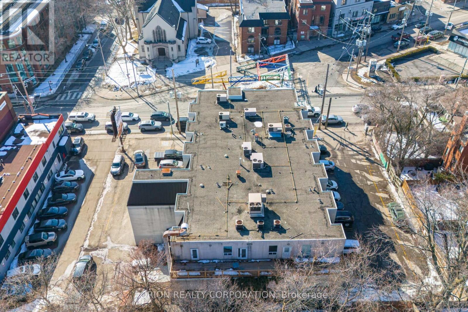 1415 Bathurst Street Property Photo 7